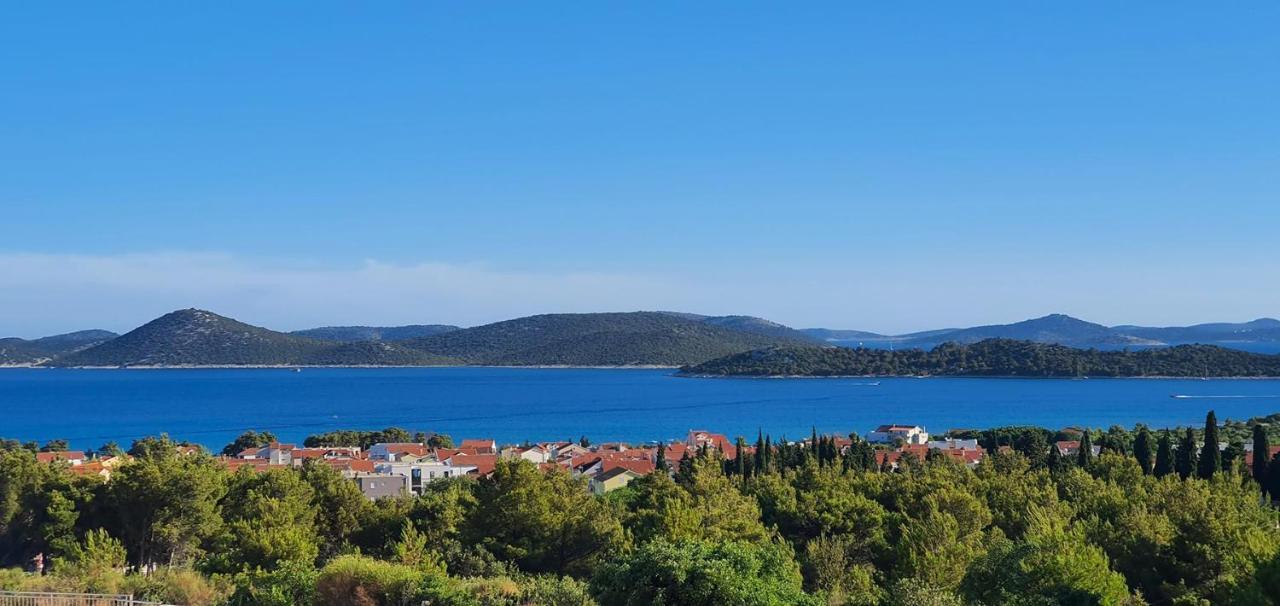 Macaklin * Vodice